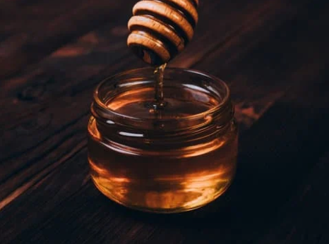 Honey in History: From Ancient Egypt to Today’s Modern Homes
